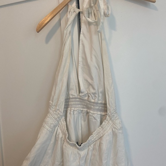 White backless romper - Picture 3 of 3